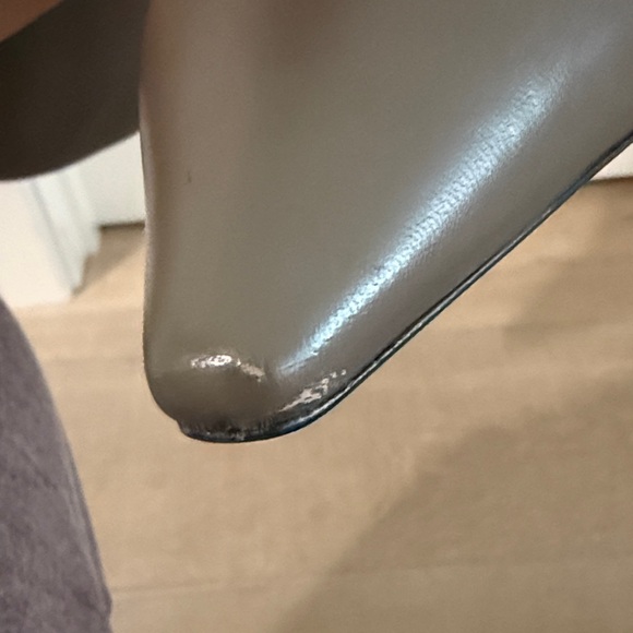 Stuart Weitzman Naomi 50 knee high leather boots. Size 9. Color is Grey-Brown - Picture 6 of 10